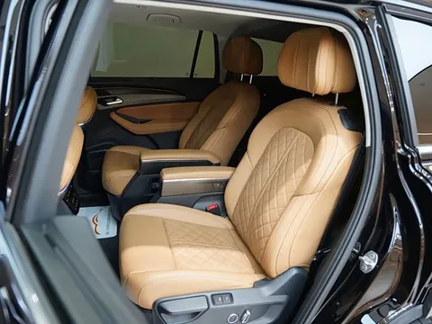 Audi Q6, миниатюра 15