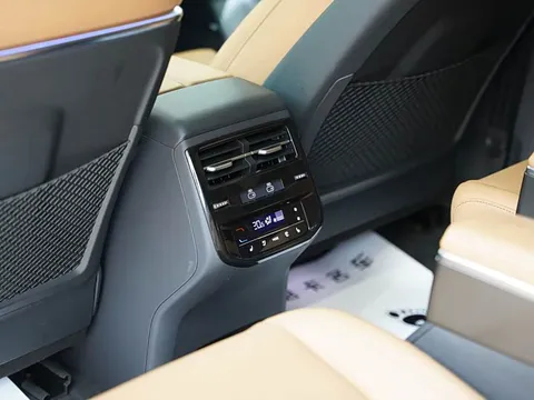 Audi Q6, миниатюра 20