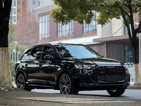 Audi Q7, миниатюра 3