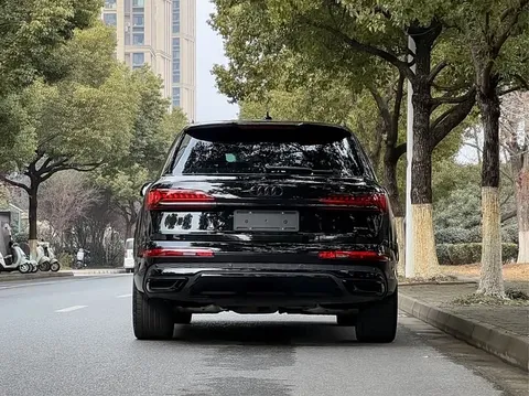 Audi Q7, миниатюра 4