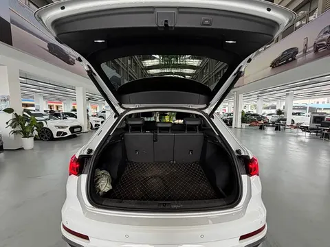 Audi Q3, миниатюра 11