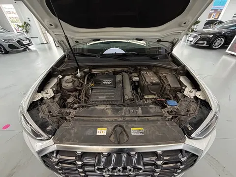 Audi Q3, миниатюра 12