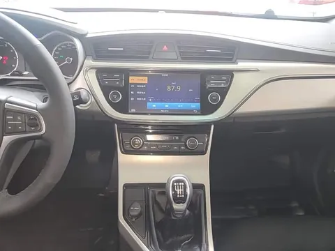 Geely Emgrand, миниатюра 12