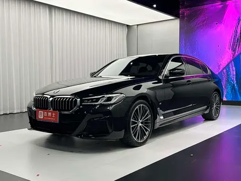 BMW 5, фото 1