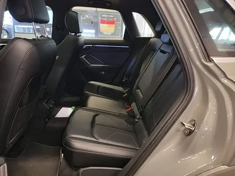 Audi Q3, миниатюра 12