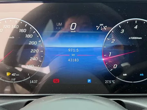 Mercedes-Benz C-Class, миниатюра 10