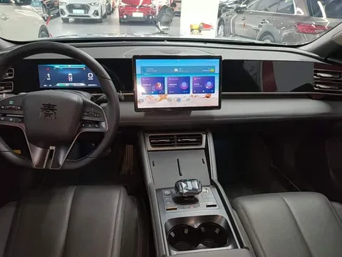 BYD L, миниатюра 12