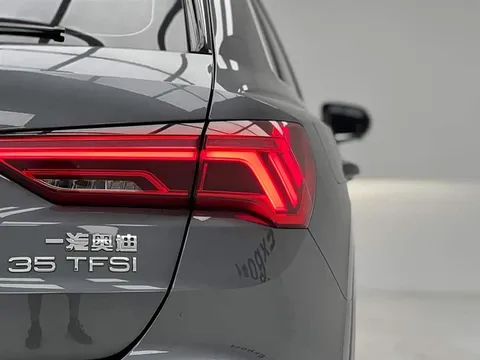 Audi Q3, миниатюра 12