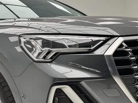 Audi Q3, миниатюра 27
