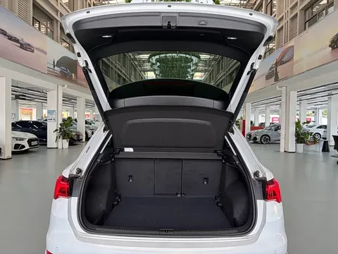 Audi Q3, миниатюра 15