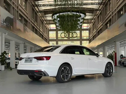 Audi A4L, миниатюра 4