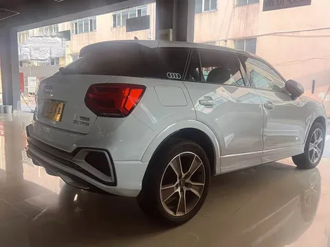 Audi Q2L, миниатюра 6