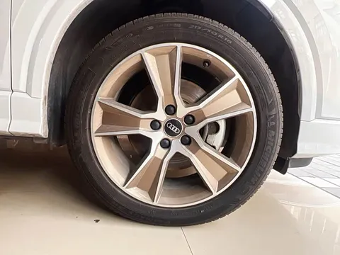 Audi Q2L, миниатюра 7