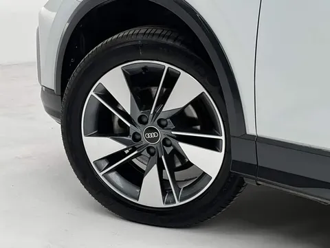 Audi Q2L, миниатюра 9