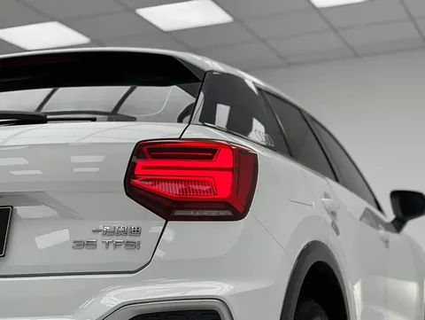 Audi Q2L, миниатюра 13