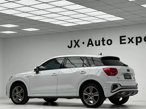Audi Q2L, миниатюра 14